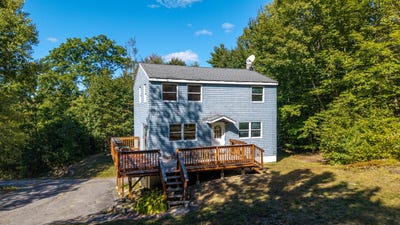 /international/us/624-convene-road-sebago-me-110120041250/