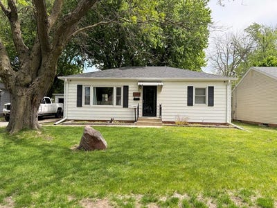 /international/us/1669-n-25th-st-fort-dodge-ia-110107984866/