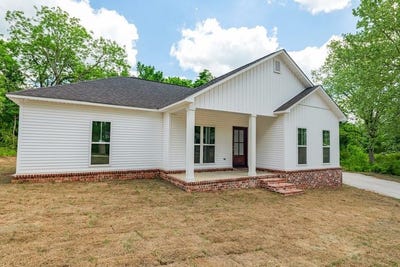 /international/us/108-griffin-street-water-valley-ms-110107397563/