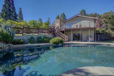 /international/us/1418-grizzly-yreka-ca-110095125130/