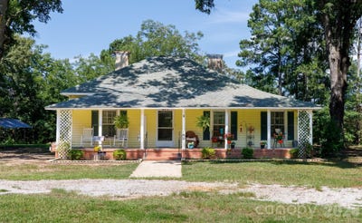 /international/us/12173-old-douglass-road-blackstock-sc-110119507467/