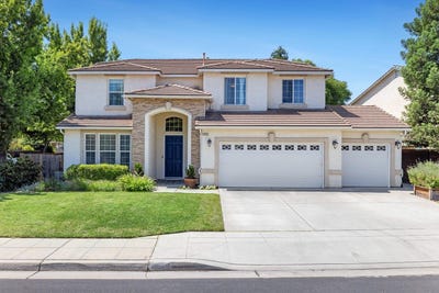 /international/us/2696-robinwood-avenue-clovis-ca-110108029464/