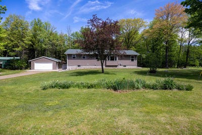 /international/us/w2108-county-road-yy-ogema-wi-110108379596/