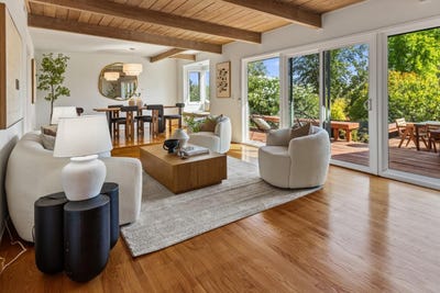 /international/us/251-dedalera-dr-portola-valley-ca-110120516855/
