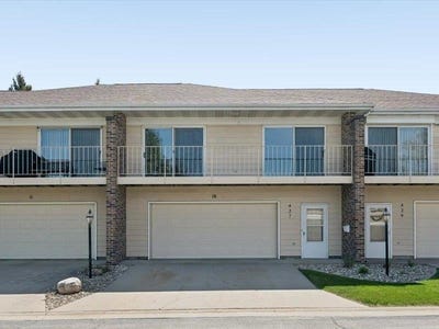 /international/us/427-sw-8th-avenue-waverly-ia-110104520125/