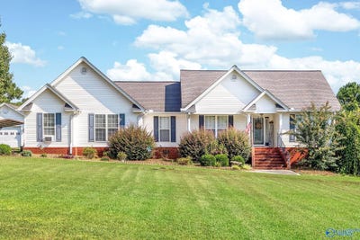 /international/us/119-clayton-street-crossville-al-110110039084/