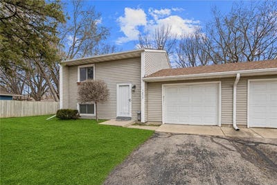 /international/us/7093-146th-street-w-apple-valley-mn-110108533714/