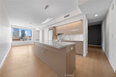 /international/us/1050-s-grand-avenue-los-angeles-ca-110100028999/