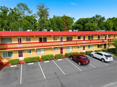 /international/us/400-el-camino-drive-winter-haven-fl-110108878542/