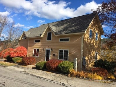 /international/us/3-riverlake-street-alton-nh-110073511443/