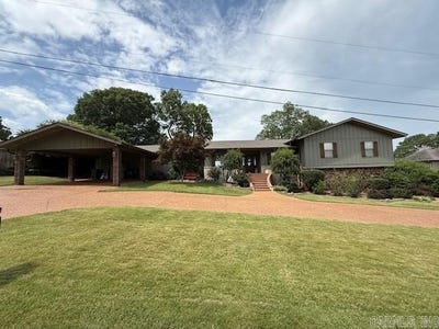/international/us/825-dennison-heights-southside-ar-110105884712/