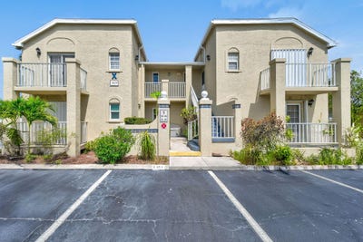 /international/us/1623-se-green-acres-circle-port-saint-lucie-fl-110100123287/