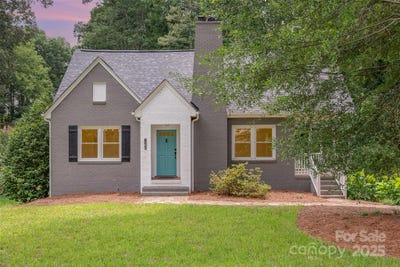 /international/us/1106-s-south-street-gastonia-nc-110100221862/?lang=en