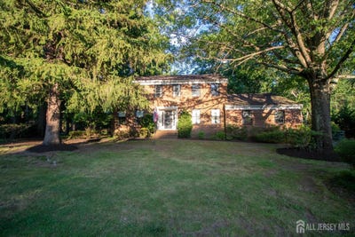 /international/us/7-mcelroy-drive-lincroft-nj-110109052841/