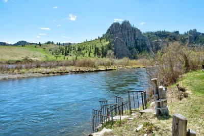 /international/us/73-seibold-lane-cascade-mt-110108255840/