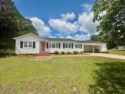 /international/us/425-macedonia-church-road-evergreen-nc-110100681652/