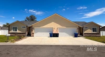/international/us/494-adria-lane-twin-falls-id-110109163218/