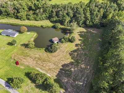 /international/us/210-canal-street-lot-21-tabor-city-nc-110109945136/