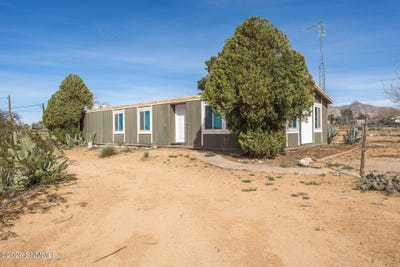 /international/us/6744-macarthur-road-las-cruces-nm-110106024572/