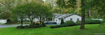 /international/us/14-horse-hill-road-brookville-ny-110108349837/