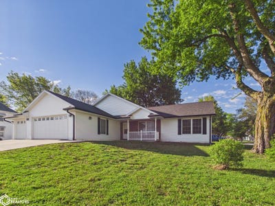 /international/us/802-iowa-avenue-essex-ia-110107786611/