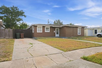 /international/us/4022-lowman-street-corpus-christi-tx-110110368936/