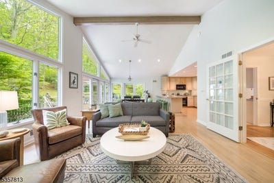 /international/us/218-gallinson-dr-berkeley-heights-twp-nj-110099443379/