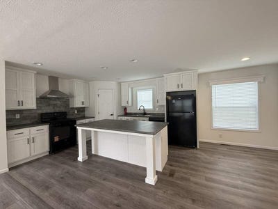 /international/us/6271-roosevelt-lot-bellville-mi-110108774936/