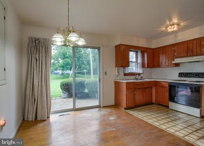 /international/us/4-hemlock-drive-mechanicsburg-pa-110101197830/