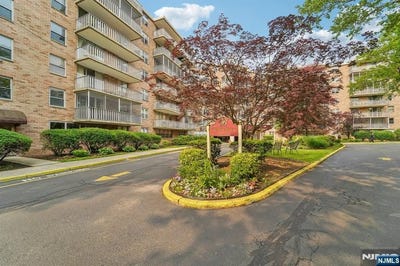 /international/us/530-valley-road-montclair-nj-110100312695/?lang=zh-cn