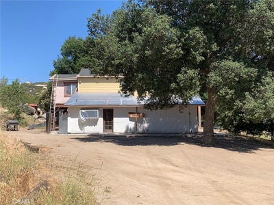 /international/us/34930-benton-road-hemet-ca-110103681780/