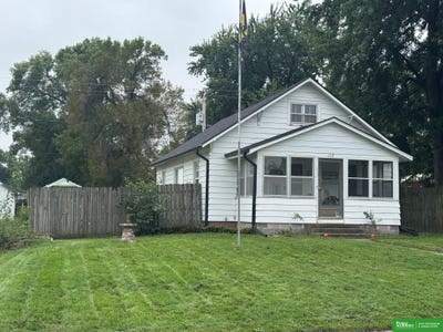 /international/us/107-w-locust-street-nickerson-ne-110120020842/