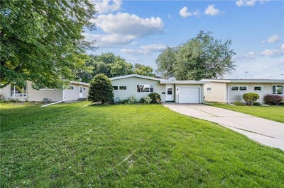 /international/us/1073-allen-avenue-west-saint-paul-mn-110100845456/