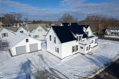 /international/us/543-main-street-old-town-me-110104909875/