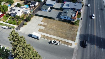 /international/us/231-h-street-bakersfield-ca-110108468738/