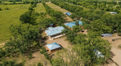 /international/us/299-county-road-142-medanales-nm-110119663545/