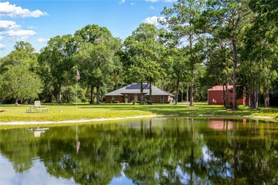 /international/us/2527-nw-county-road-225-lawtey-fl-110100757953/