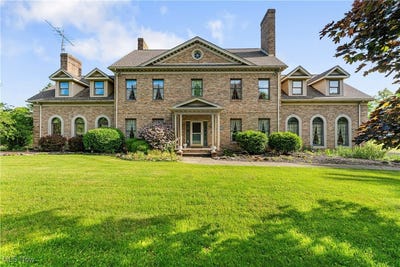 /international/us/2143-north-orchard-road-ne-bolivar-oh-110099475177/