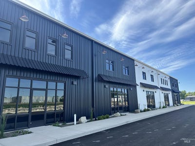 /international/us/21863-thorsten-ave-lot-200-unit-203-or-204-middleton-id-110095120167/