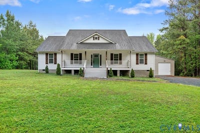 /international/us/8807-squirrel-level-road-north-dinwiddie-va-110107818214/