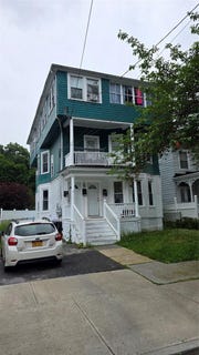 /international/us/77-carroll-street-poughkeepsie-ny-110100125832/