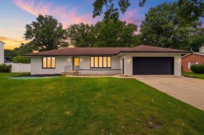 /international/us/1073-martha-avenue-bucyrus-oh-110109860230/
