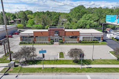 /international/us/1800-n-rand-road-palatine-il-110098567830/