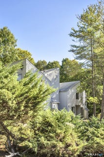 /international/us/9-talcott-forest-road-farmington-ct-110108300356/