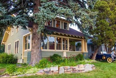 /international/us/357-coffeen-avenue-sheridan-wy-110107984582/