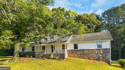 /international/us/662-highway-18-w-barnesville-ga-110109447339/
