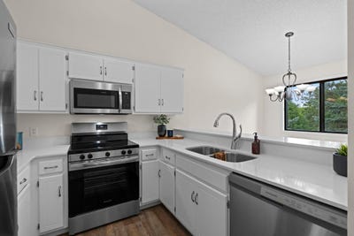 /international/us/14855-endicott-way-apple-valley-mn-110109118451/