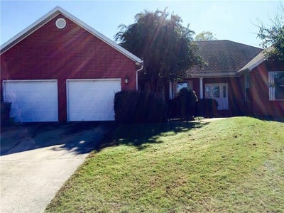/international/us/2785-boardwalk-court-fayetteville-ar-110107049796/