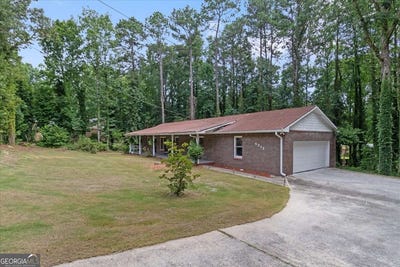 /international/us/6372-valley-dale-riverdale-ga-110100515180/