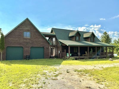 /international/us/4843-bamfield-road-glennie-mi-110100676499/